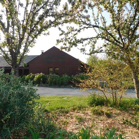 Village De Gites Nature Et Jardin Bouere 외부 사진